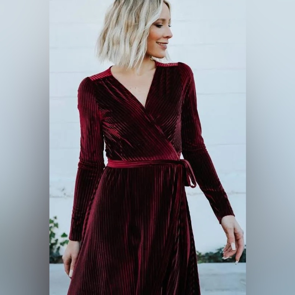 NWT Baltic Born Jada Velvet Wrap Dress - XS